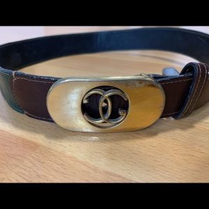 Vintage Gucci belt- very used size small